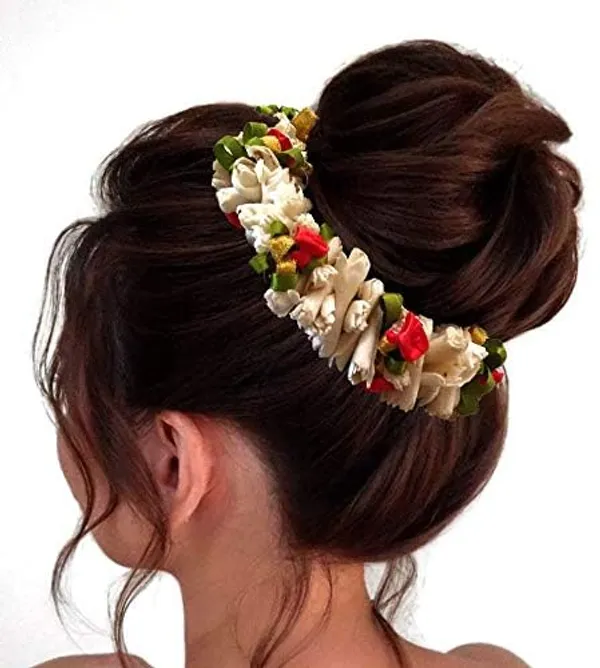 White_Gajra_Hair_Accessories_For_Women