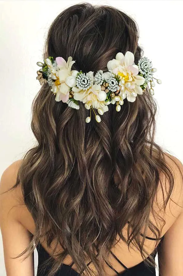 Beige_Artificial_Flowery_Hair_Accessories_For_Women_(14_X_8_X_4_Cm)