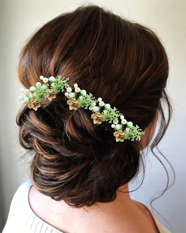 Pack_of_8_Golden_Artificial_Rose_Flower_With_Mogra_Hair_Pin_Accessories_For_Women