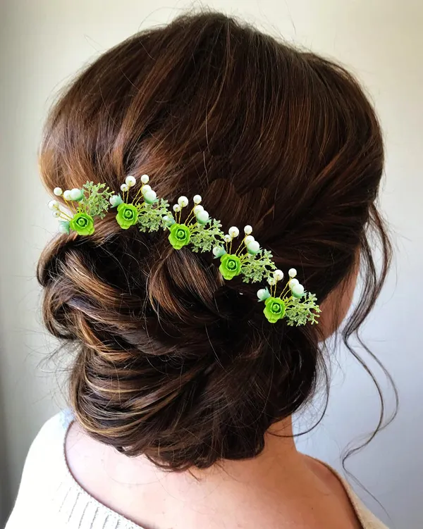 Pack_of_8_Light_Green_Artificial_Rose_Flower_With_Mogra_Hair_Pin_Accessories_For_Women