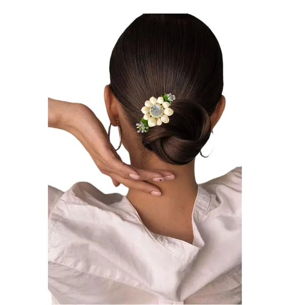 Silver_Artificial_Metal_Floral_Mogra_Petal_Centerpiece_With_Pollens_Design_Hairpin_Claw_Clip_Hair_Accessories_For_Women_&_Girls_(14_X_8_X_1_Cm)