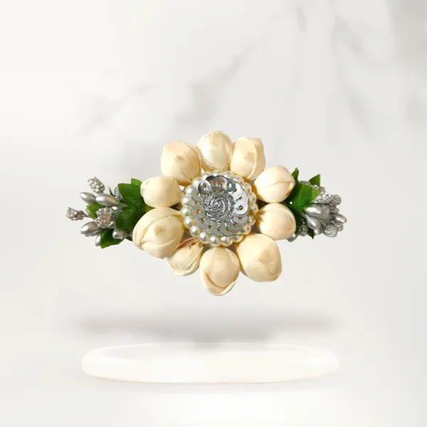 Silver_Artificial_Metal_Floral_Mogra_Petal_Centerpiece_With_Pollens_Design_Hairpin_Claw_Clip_Hair_Accessories_For_Women_&_Girls_(14_X_8_X_1_Cm)
