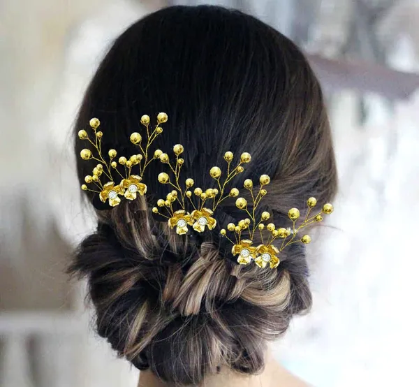 Golden_Small_Flower_With_Pearls_Hair_Pin_For_Women_&_Girls