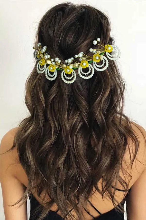 Golden_Artificial_Flowers_With_Pearls_Peacock_Feather_Shape_Hair_Vein_Accessories_For_Women_&_Girls