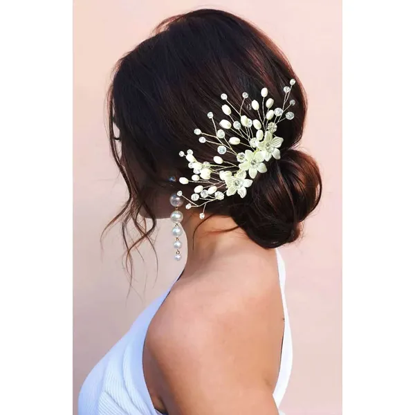 Silver_Artificial_Metal_Flowers_With_Pearls_Designed_Hair_Pin_Accessories_For_Women_&_Girls