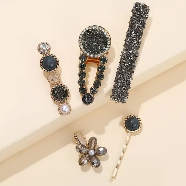 Black_Fancy_Korean_Style_Metal_Hairpin_Accessories_For_Women_&_Girls_(Set_Of_5_Pins)