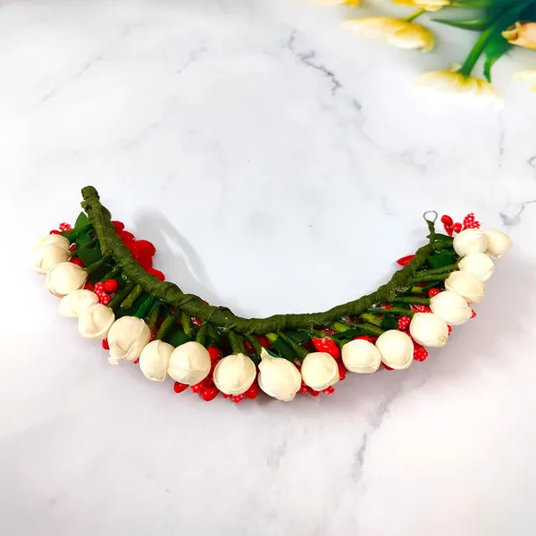 Red_Rose_Floral_With_Pollen_Hair_Vein_Accessories_For_Women_(14_X_8_X_1_Cm)