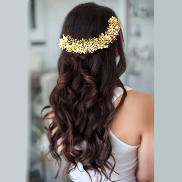 Gold_&_White_Artificial_Metal_Floral_Design_Hairpin_With_Leaf_&_Pearl_For_Women_&_Girls_(14_X_8_X_1_Cm)