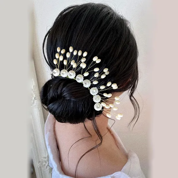 Silver_&_Gold_Artificial_Metal_Floral_Design_Hairpin_With_Stones_For_Women_&_Girls_(14_X_8_X_1_Cm)