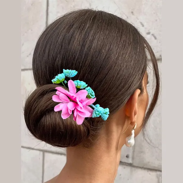 Baby_Pink_Flower_And_Leaf_Comb_Slide_Hair_Pin_For_Girls_And_Women_(14_X_8_X_1_Cm)