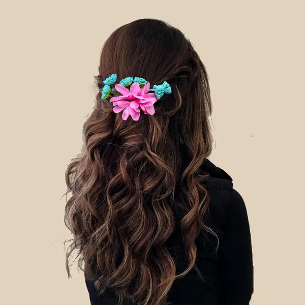 Baby_Pink_Flower_And_Leaf_Comb_Slide_Hair_Pin_For_Girls_And_Women_(14_X_8_X_1_Cm)