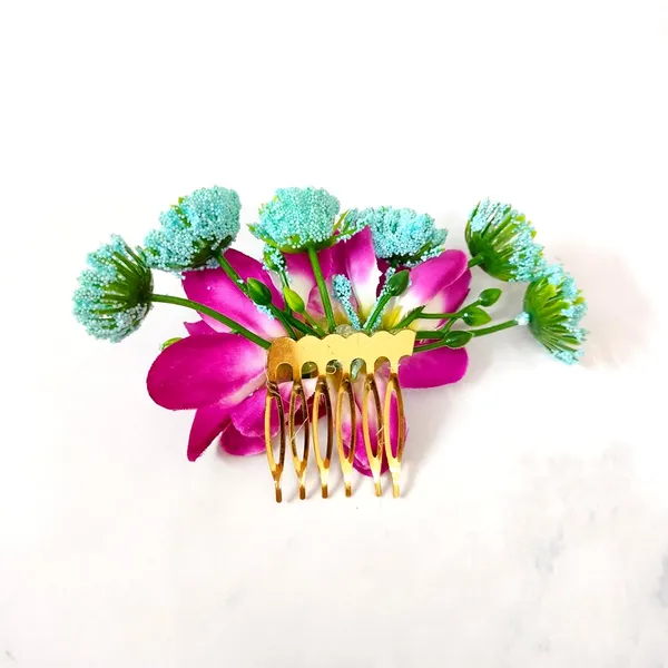 Purple_Flower_And_Leaf_Comb_Slide_Hair_Pin_For_Girls_And_Women_(14_X_8_X_1_Cm)