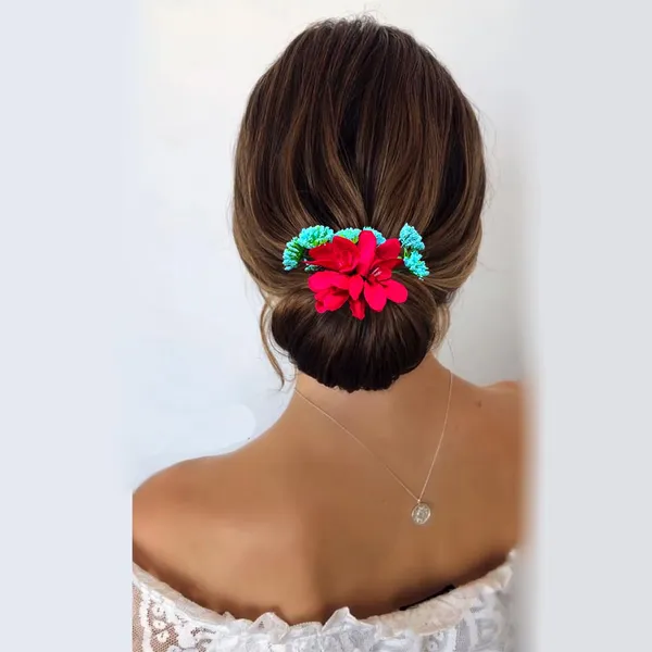 Red_Flower_And_Leaf_Comb_Slide_Hair_Pin_For_Girls_And_Women_(14_X_8_X_1_Cm)