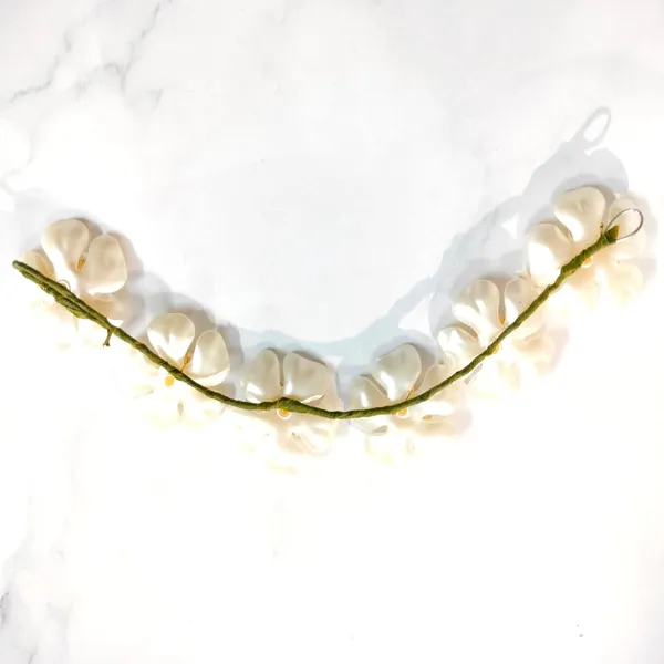 White_&_Golden_Artificial_Metal_Tiara_Flower_And_Sparkling_Crystal_Stone_Design_Hairpin_With_Leaf_For_Women_&_Girls_(14_X_8_X_1_Cm)