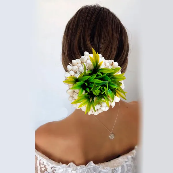 Gold_Artificial_Mogra_Flower_With_Artificial_Green_Grass_Design_Hair_Pin_For_Women_&_Girls_(14_X_8_X_1_Cm)
