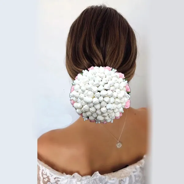 Peach_Artificial_Exquisite_Mogra_Flower_Judabun_With_Small_Adorned_Flowers_Design_Hairpin_Accessories_For_Women_&_Girls_(14_X_8_X_1_Cm)