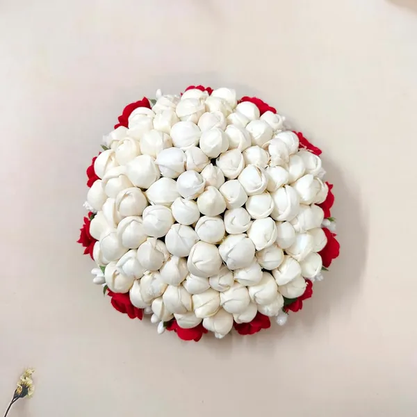 Red_Artificial_Exquisite_Mogra_Flower_Judabun_With_Small_Adorned_Flowers_Design_Hairpin_Accessories_For_Women_&_Girls_(14_X_8_X_1_Cm)