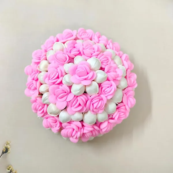 Baby_Pink_Artificial_Mogra_With_Small_Rose_Flower_Gajra_For_Women_&_Girls_(14_X_8_X_1_Cm)