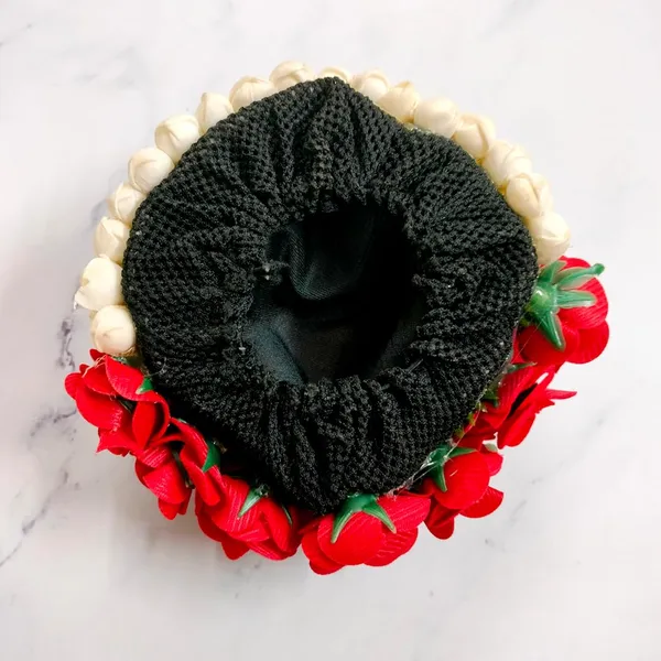 Red_Artificial_Delicate_Mogra_Flower_Judabun_Adorned_With_Small_Flowers_Design_Hairpin_Accessories_For_Women_&_Girls_(14_X_8_X_1_Cm)
