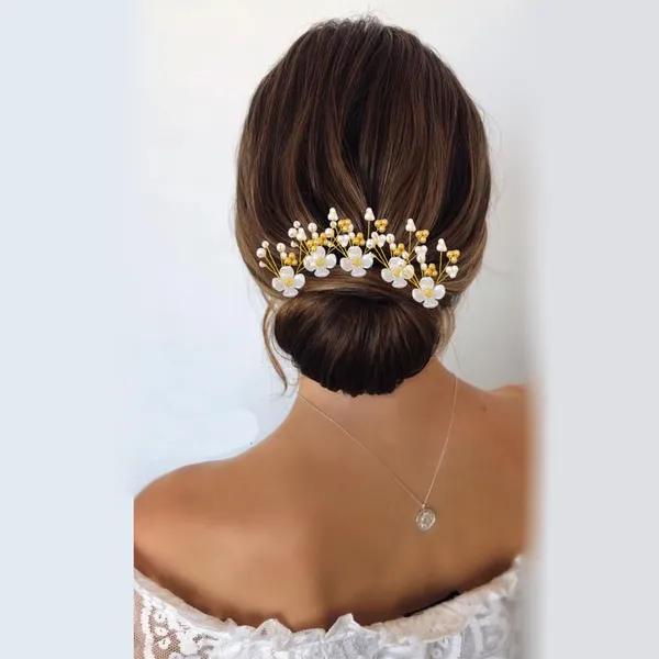 Gold_Artificial_Elegant_Pearl_Flower_With_Bead/Stone_Design_Hairpin_Accessories_For_Women_&_Girls_(Set_Of_8)_(14_X_8_X_1_Cm)