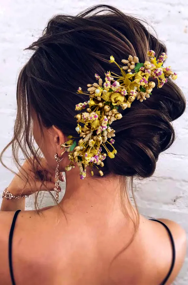 Golden_Flower,_Leaf,_Beads_&_Pearl_Design_Hair_Vein_For_Women_&_Girls_Accessories_(14_X_8_X_1_Cm)