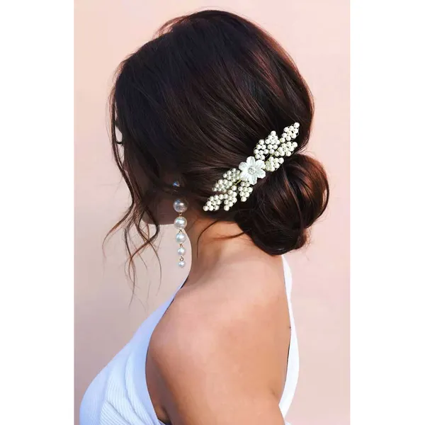 Silver_Pearls_Comb_Slide_Hair_Pin_For_Girls_And_Women