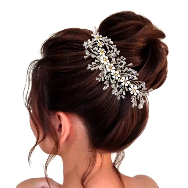Whimsical_Pearl_and_Crystal_Headpiece.