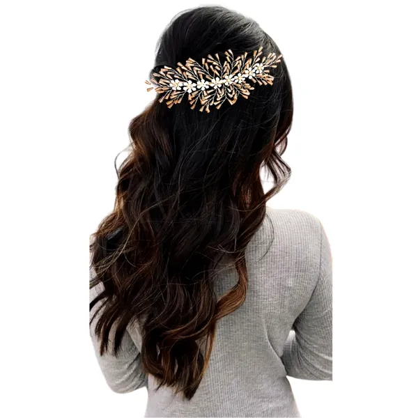 Whimsical_Pearl_and_Crystal_Headpiece.