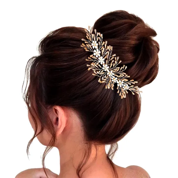 Whimsical_Pearl_and_Crystal_Headpiece.
