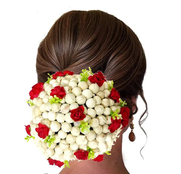 Red_Artificial_Mogra_Pollen_With_Rose_Flower_Gajra_For_Women_&_Girls_(14_X_8_X_1_Cm)
