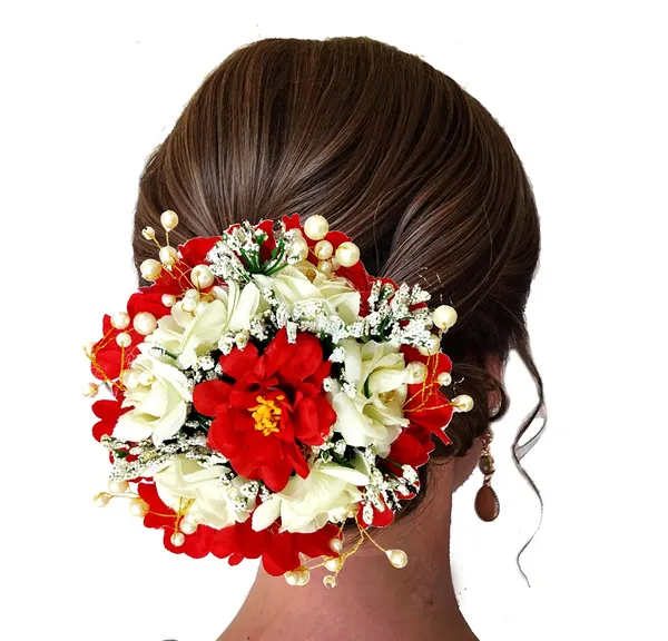 Red_Artificial_Rose_Flower_Gajra_Accessories_For_Women_&_Girls_(8_X_8_X_1_Cm)