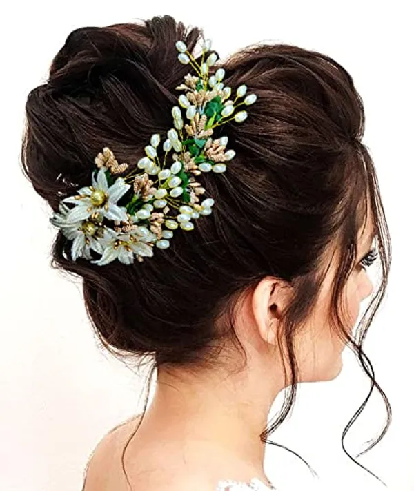 Golden_Flower_And_Pearl_Hair_Vein_Accessories_For_Girls_And_Women_(14_X_8_X_1_Cm)