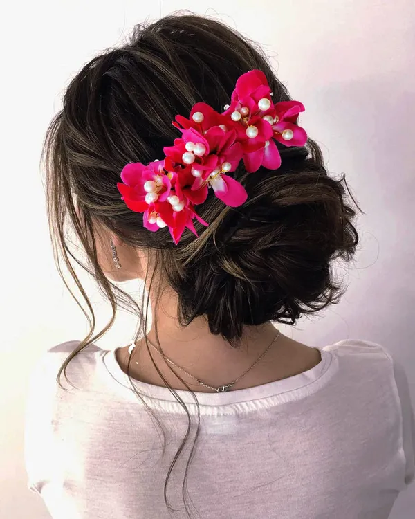 Dark_Pink_Floral_Shaped_With_Pearl_&_Stone_Hairpin_Accessories_For_Women_&_Girls_(14_X_8_X_1_Cm)