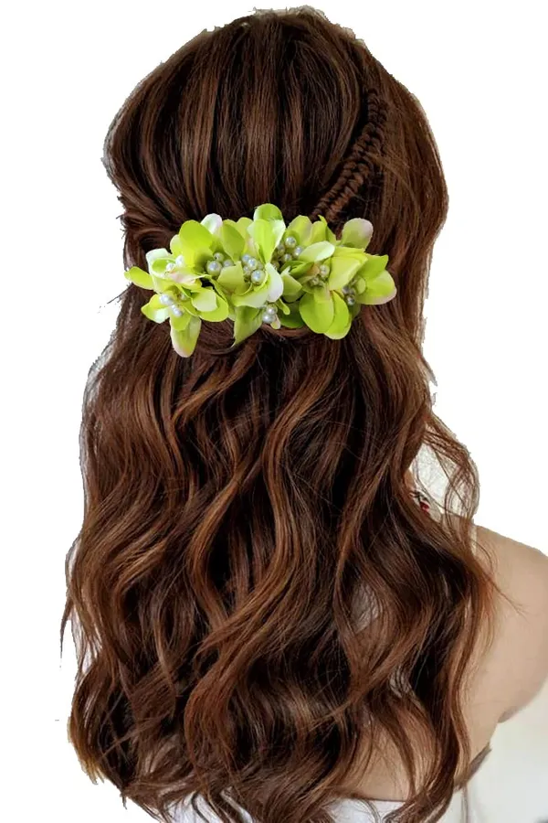 Green_Floral_Shaped_With_Pearl_&_Stone_Hairpin_Accessories_For_Women_&_Girls_(14_X_8_X_1_Cm)