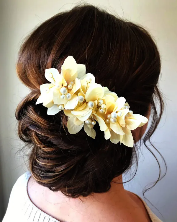 Peach_Floral_Shaped_With_Pearl_&_Stone_Hairpin_Accessories_For_Women_&_Girls_(14_X_8_X_1_Cm)