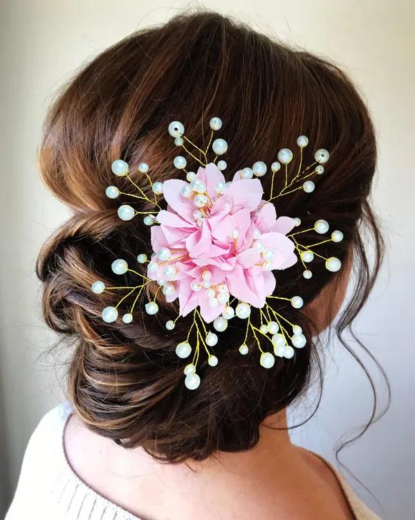 Baby_Pink_Floral_With_Pearl_Hairpin_Accessories_For_Women_&_Girls_(13_X_8_X_1_Cm)
