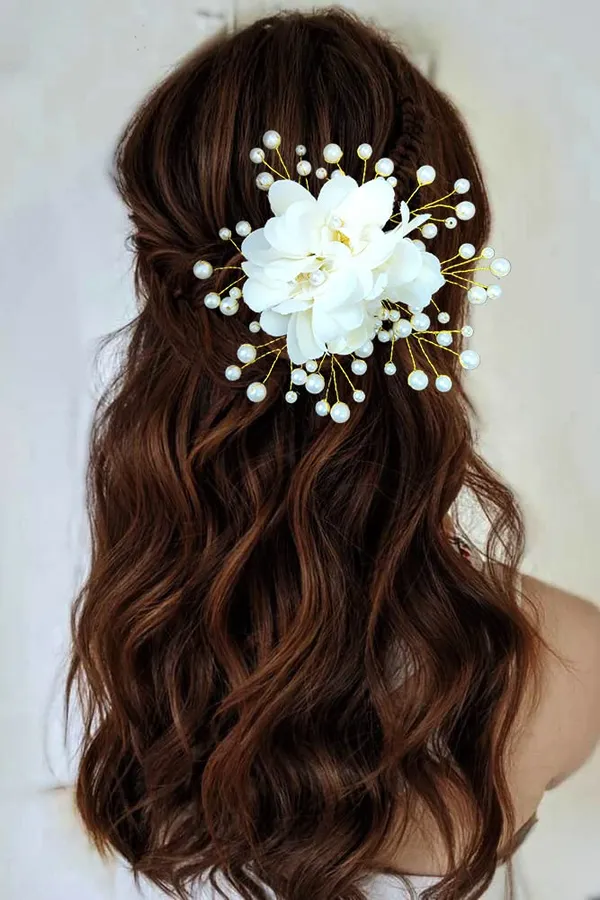 White_Floral_Shaped_With_Pearl_Hairpin_Accessories_For_Women_&_Girls_(13_X_8_X_1_Cm)