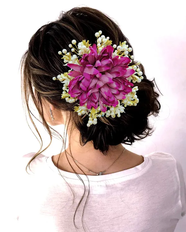 Purple_Floral_Design_With_Pearl_&_Stone_Gajra_Hair_Accessories_For_Women_&_Girls_(14_X_8_X_1_Cm)