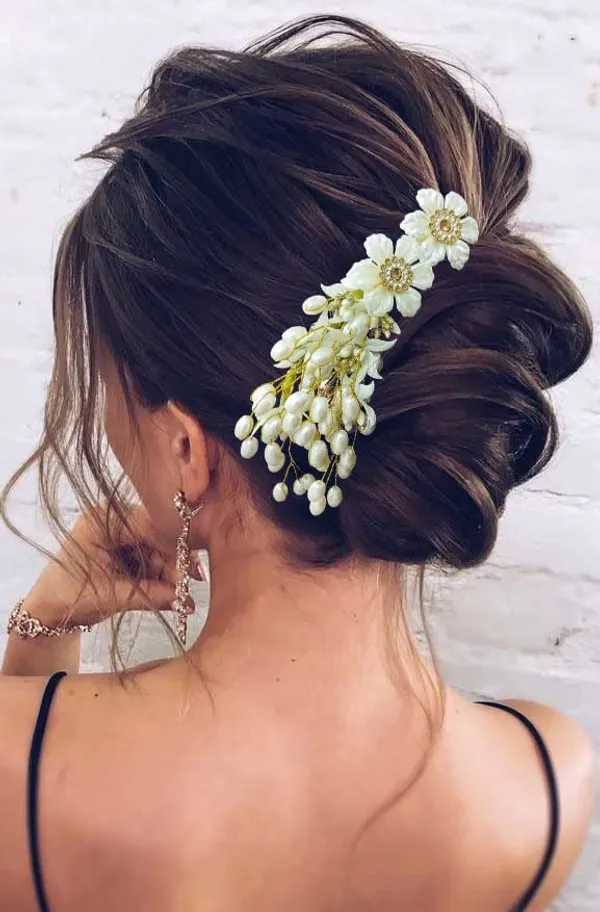 Gold_&_Silver_Artificial_Leaf_And_Floral_Design_With_Pearl_&_Stone_Hairpin_Accessories_For_Women_&_Girls