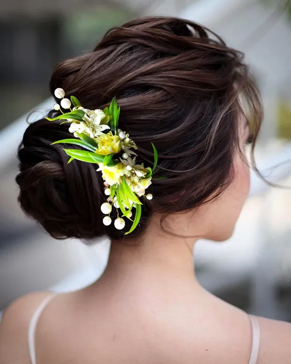 Yellow_Artificial_Flower_With_Pearl_Comb_Slide_Side_Juda_Pin_For_Women_&_Girls_(14_X_8_X_1_Cm)