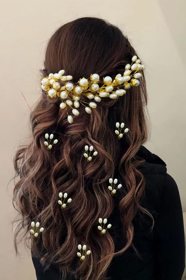 Pearl_&_Gold_Artificial_Golden_And_Pearl_Hair_Vein_And_Hair_Pin_Bridal_Hair_Accessories_For_Women_&_Girls_(Set_Of_7)