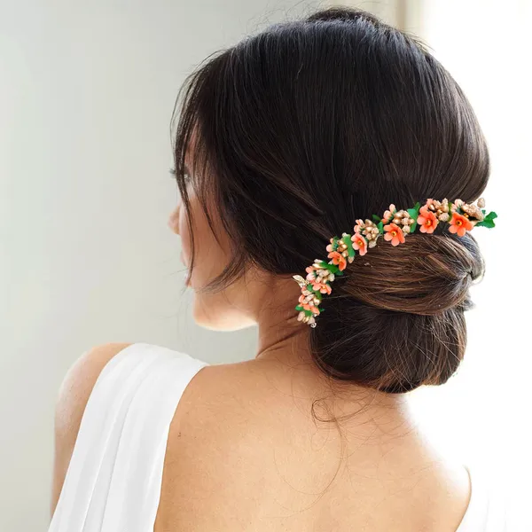 Peach_Small_Flower_And_Beads_Design_Hairpin_For_Women_And_Girl_(14_X_8_X_1_Cm)