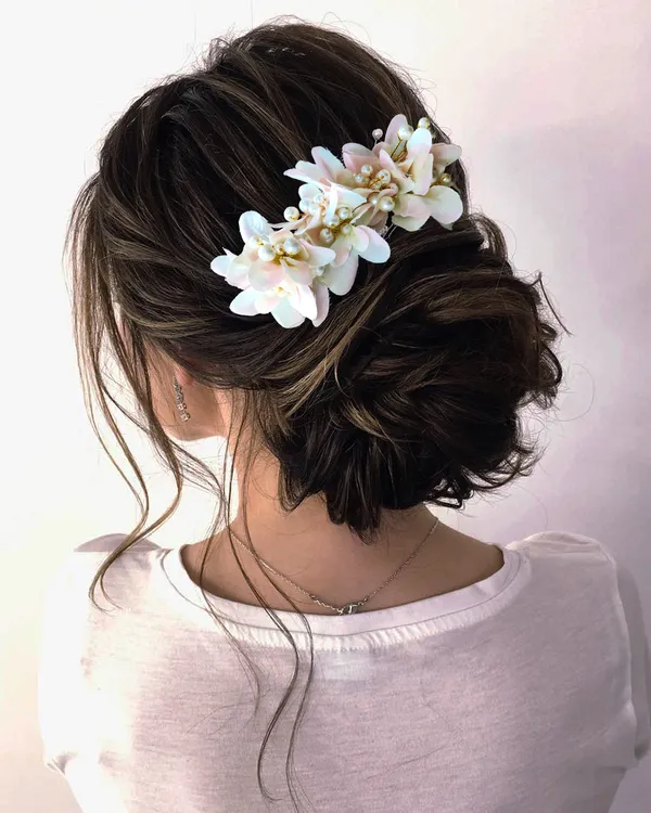 Light_Pink_Floral_Shaped_With_Pearl_&_Stone_Hairpin_Accessories_For_Women_&_Girls_(14_X_8_X_1_Cm)