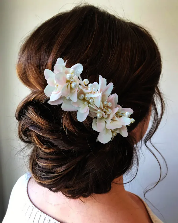 Light_Pink_Floral_Shaped_With_Pearl_&_Stone_Hairpin_Accessories_For_Women_&_Girls_(14_X_8_X_1_Cm)