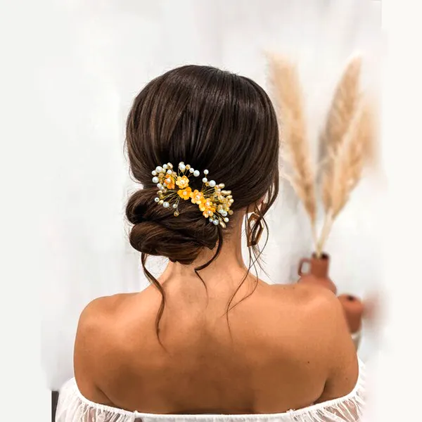 Orange_Floral_Pearl_Design_Comb_Slide_Hairpin_For_Girls_(14_X_8_X_1_Cm)
