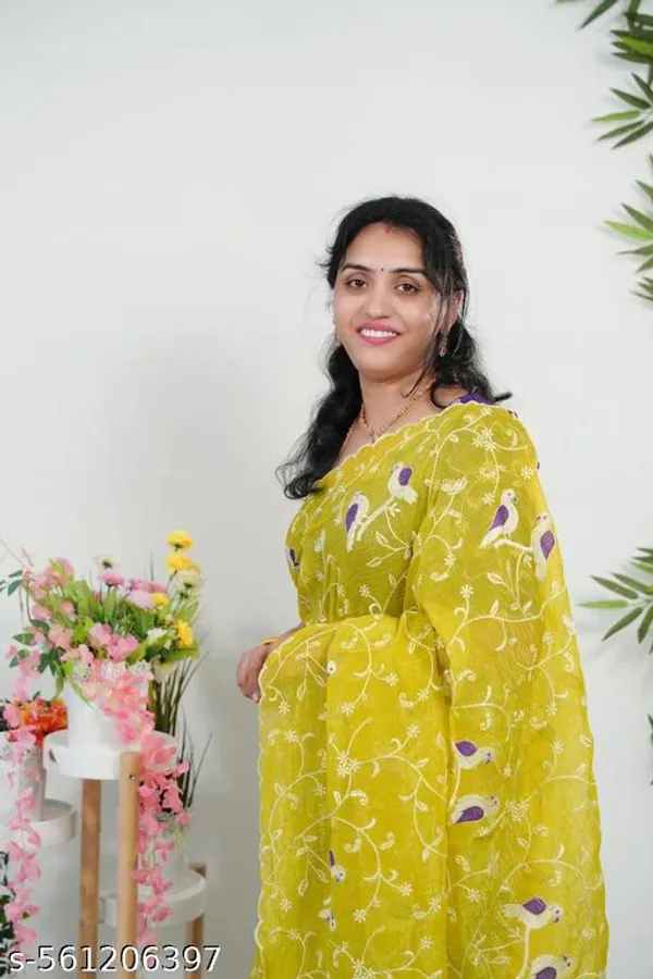 Yellow_Georgette_Viscose_Saree_For_Women