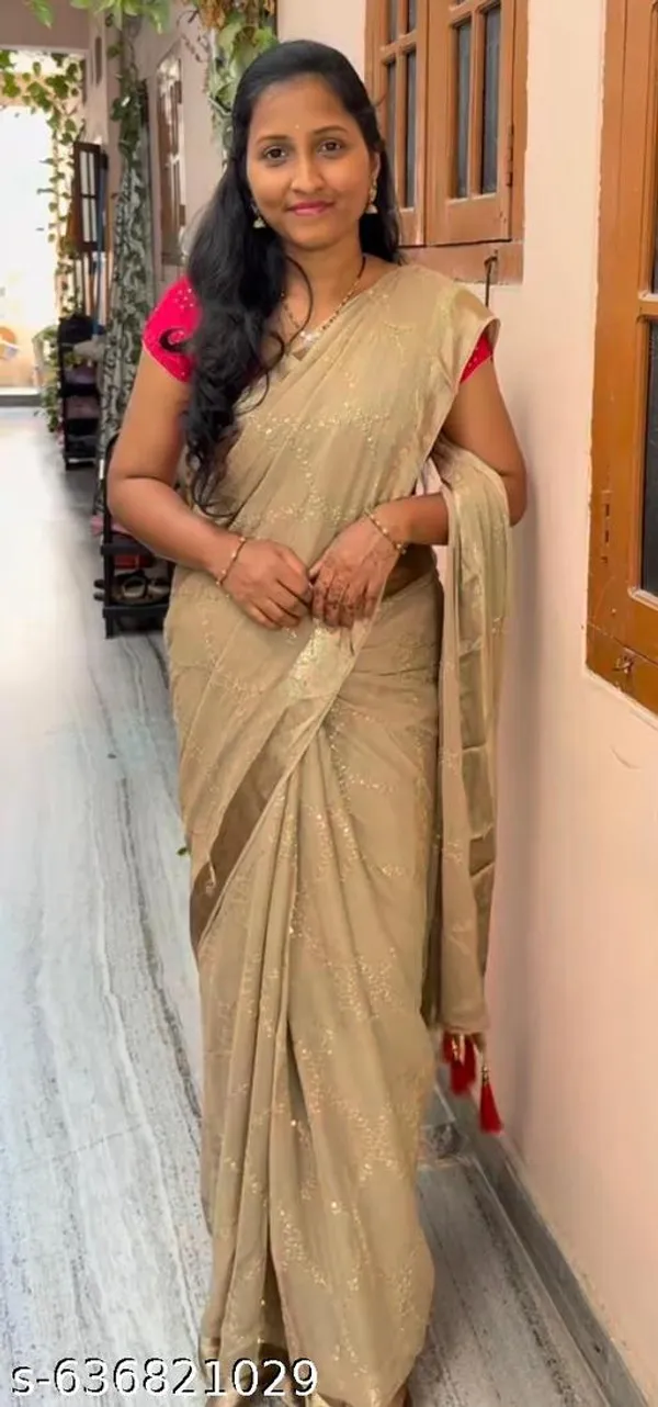 Off_White_Georgette_Viscose_Saree_For_Women