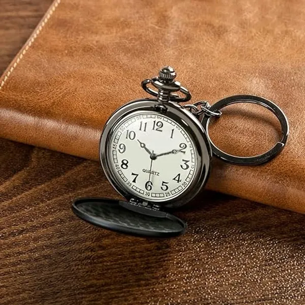 Black_gandhi_pocket_watch_Keychain_Captain_America_shield_Deadpool_Batman_Blackpanther_Iron_Man_Naruto_sharingan_Akatsuki
