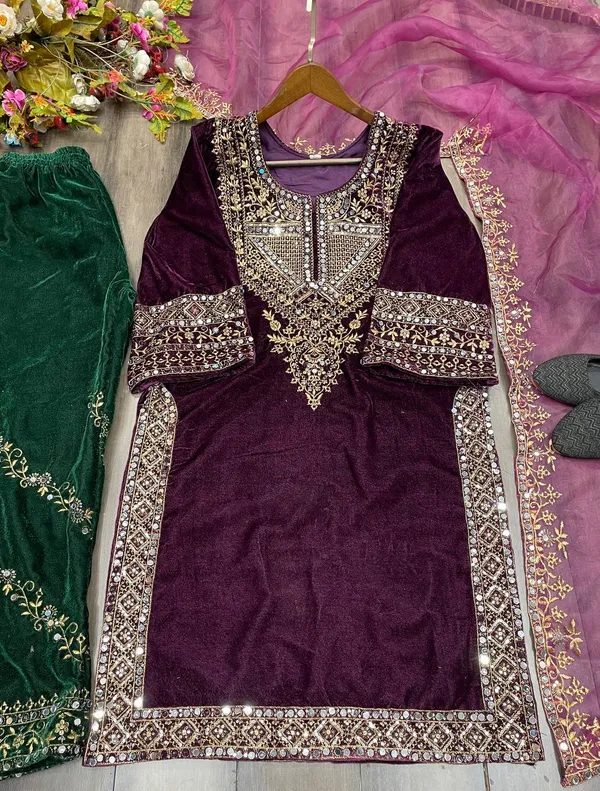 Adorable_Heavy_Velvet_Sequence_Mirror_Embroidery_Salwar_Suit_With_Dupatta