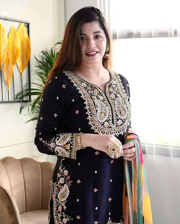 Black_Pure_Georgette_Silk_Sequence_And_Coding_Embroidered_Kurta_Set_With_Sharara